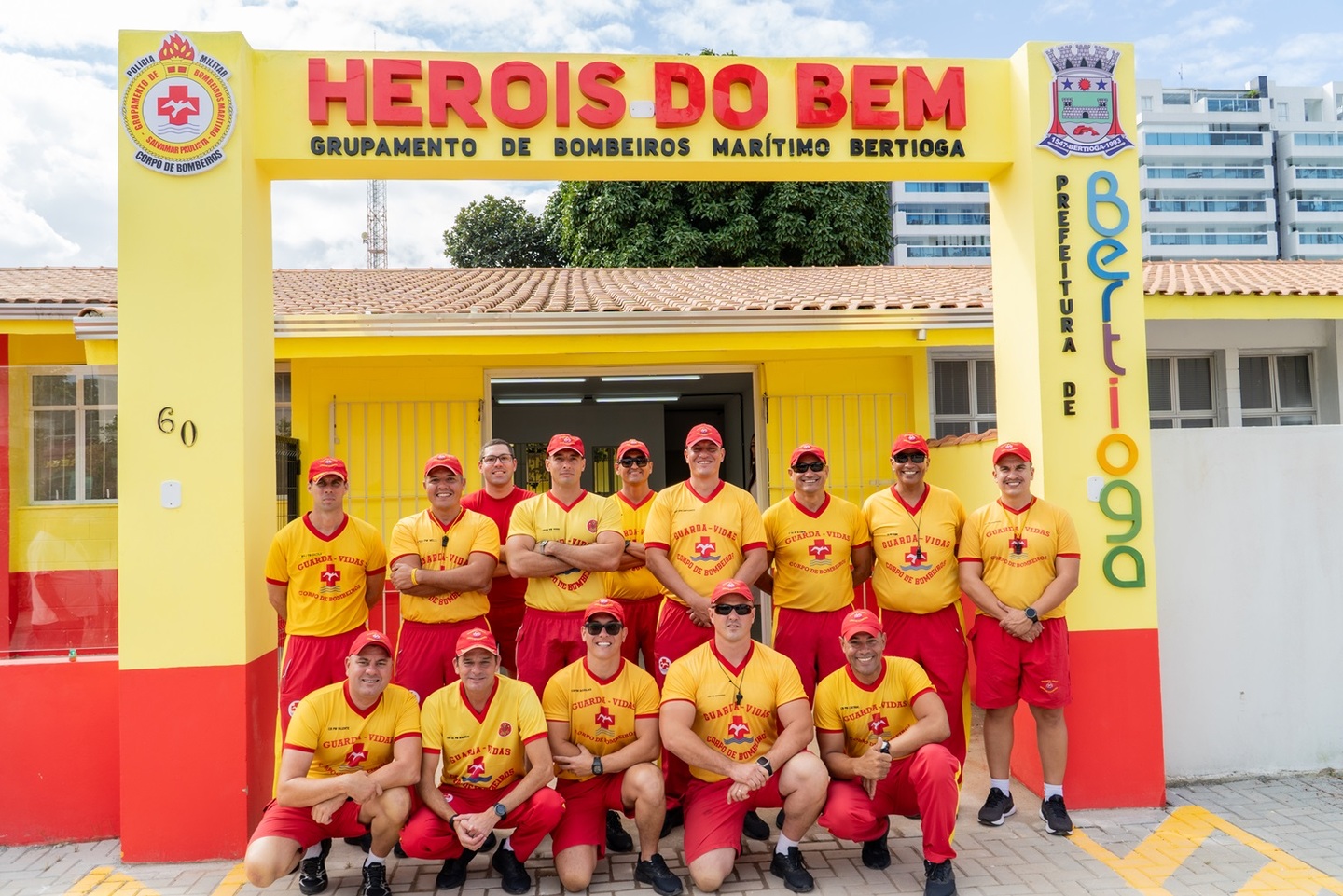 O trabalho terá carga horária de 40 horas semanais, com vencimentos de R$ 2.466,89