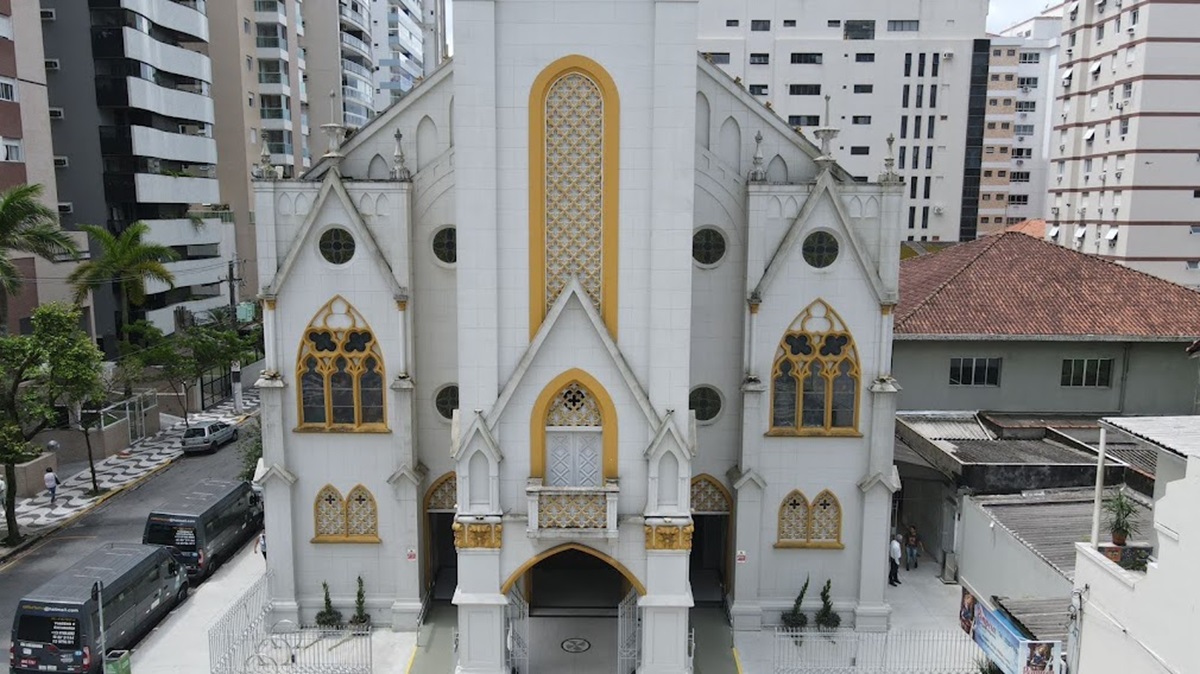 Pompeia é um dos bairros mais novos e o mais valorizado de Santos