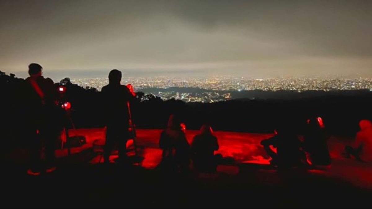 Caminhada noturna no Parque Caminhos do Mar tem vagas limitadas