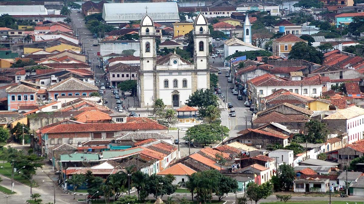 Rica em história, foi fundada em 03 de dezembro de 1538 e possui 485 anos