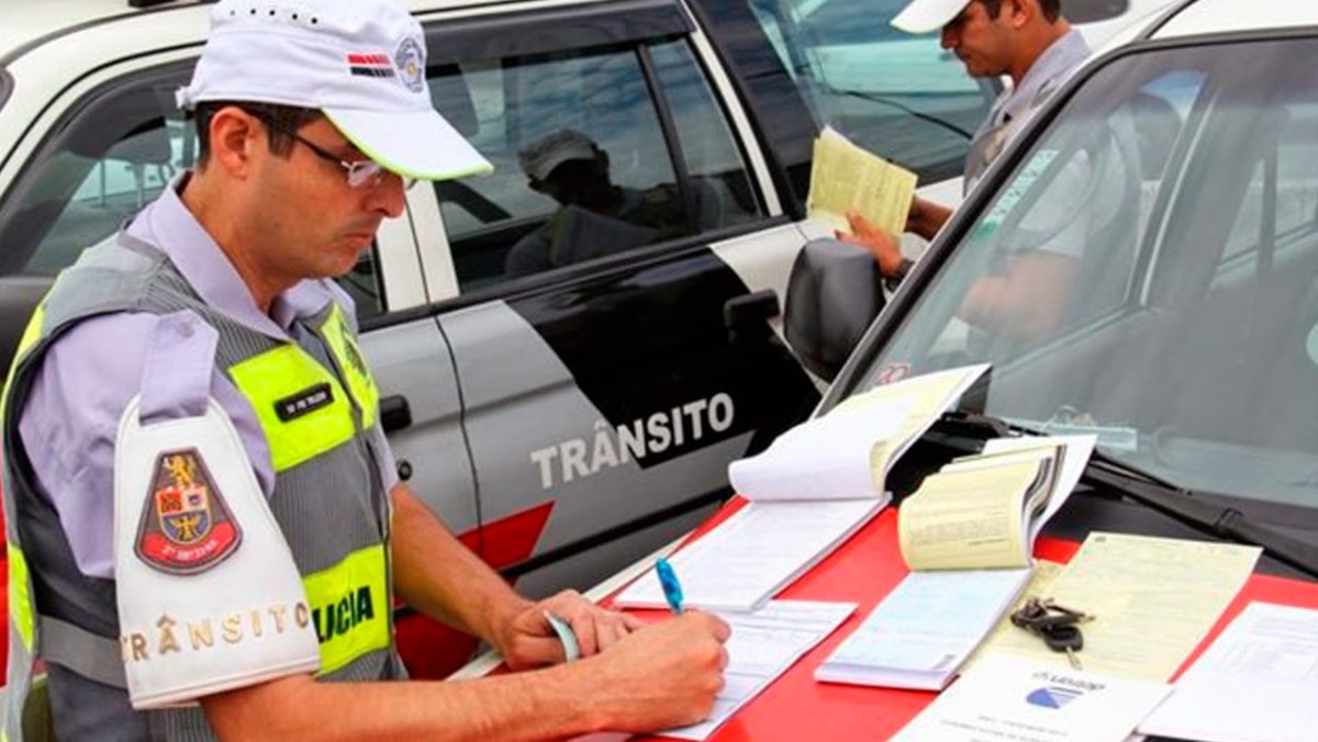 O papel desses documentos é central para o controle das vias