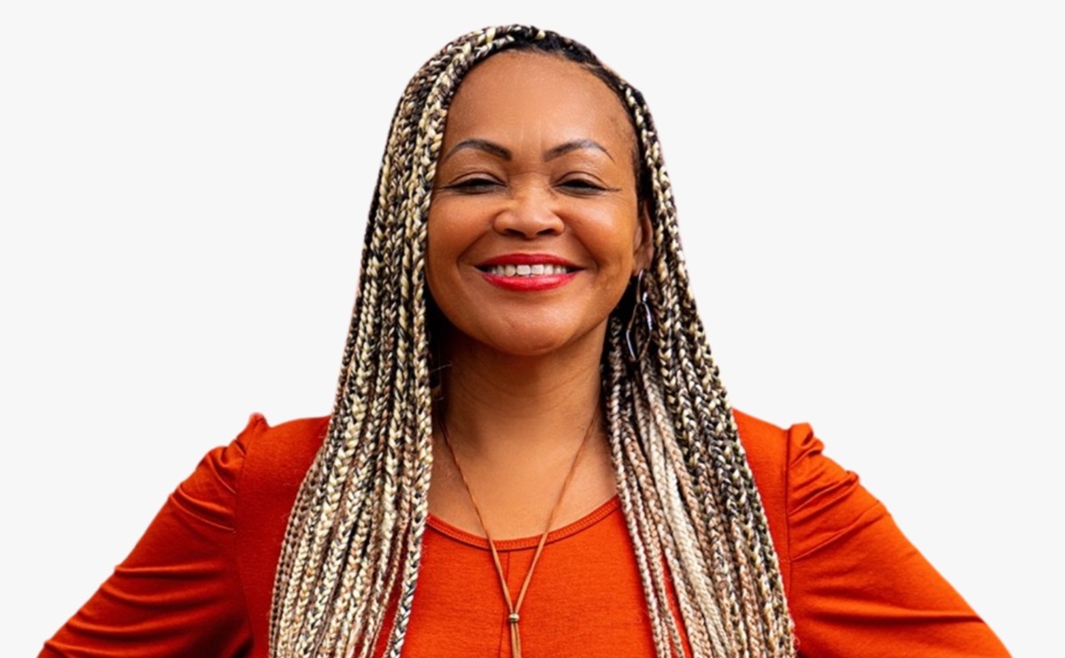 Poliana tem 52 anos é professora de Língua Portuguesa