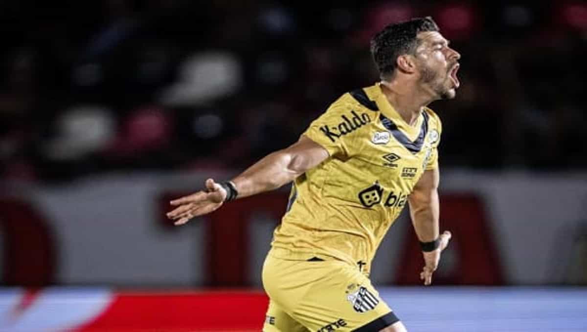 Gol foi feito por Giuliano