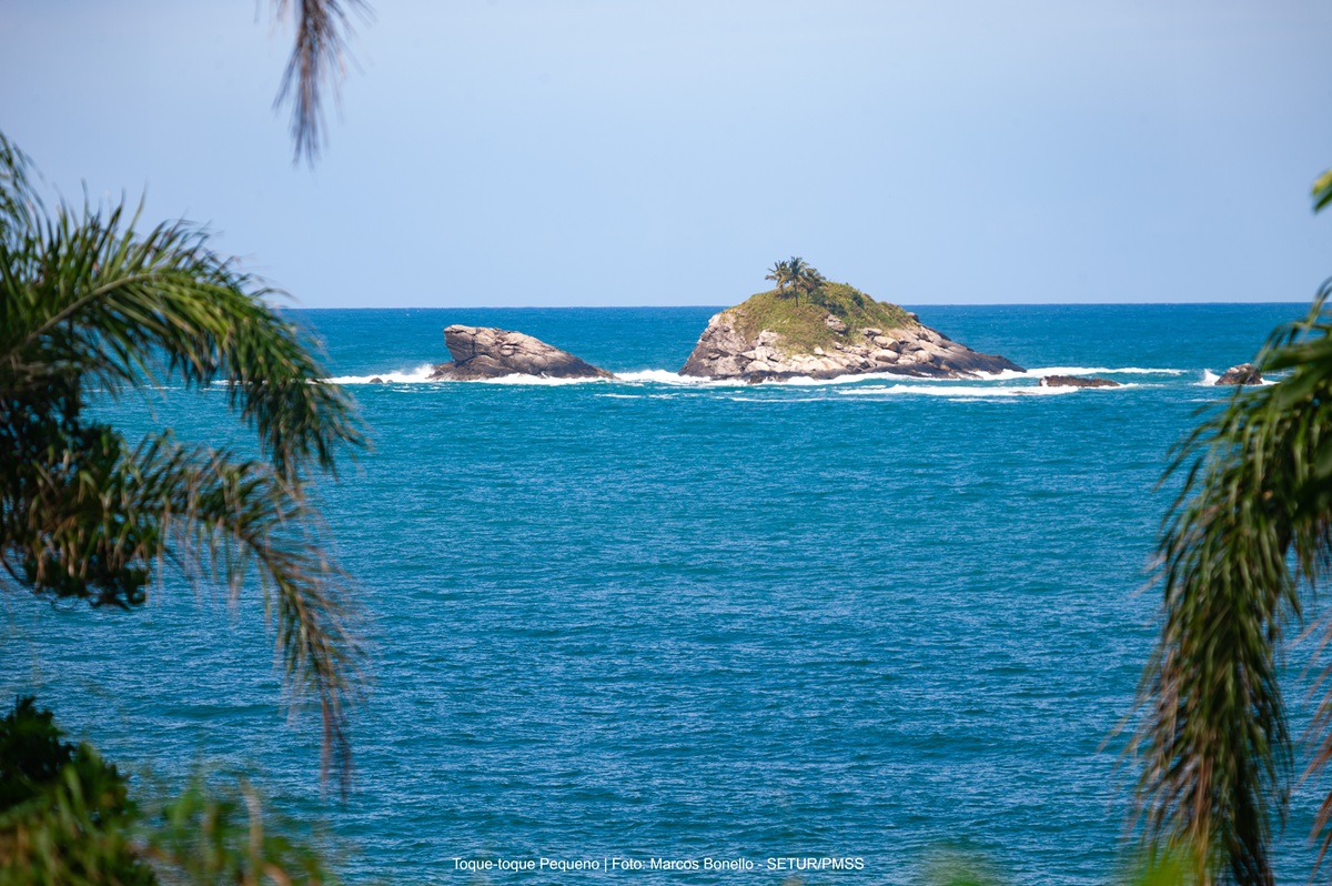 Toque-Toque Pequeno fica a 195 quilômetros da Capital e a 137 quilômetros da Baixada Santista