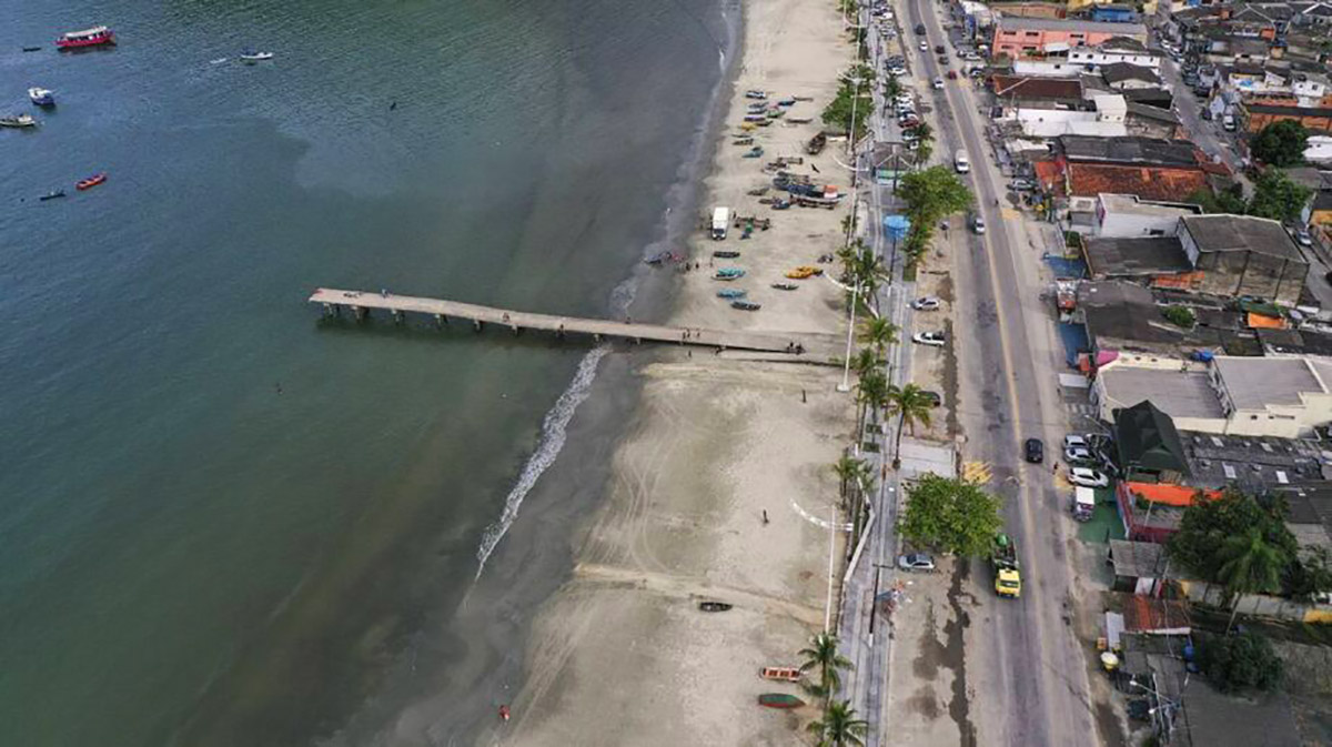 Estudo detectou altos níveis de contaminação na praia do Perequê, no Guarujá