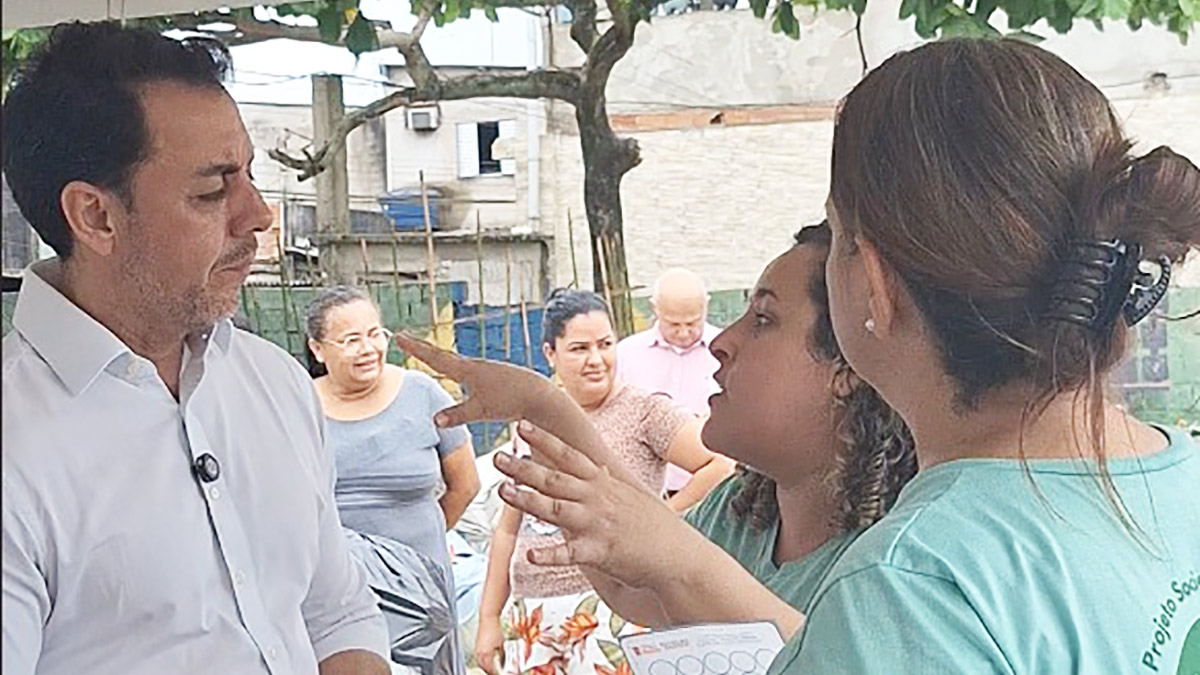 O presidente da Autoridade Portuária de Santos, Anderson Pomini, esteve no Jardim Conceiçãozinha