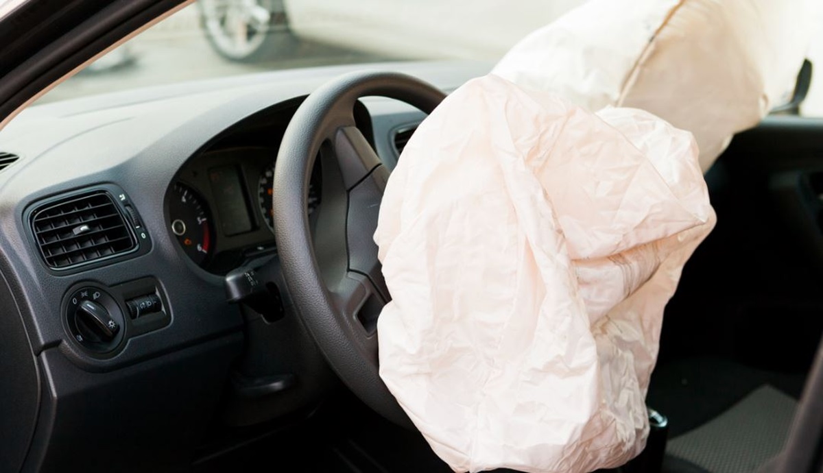 Airbags mortais foram fabricados pela empresa Takata e circulam em mais de 2 milhões de veículos