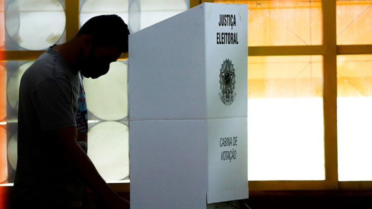 Para os eleitores que não compareceram no dia da eleição, o prazo para apresentar uma justificativa é de 60 dias após cada turno eleitoral