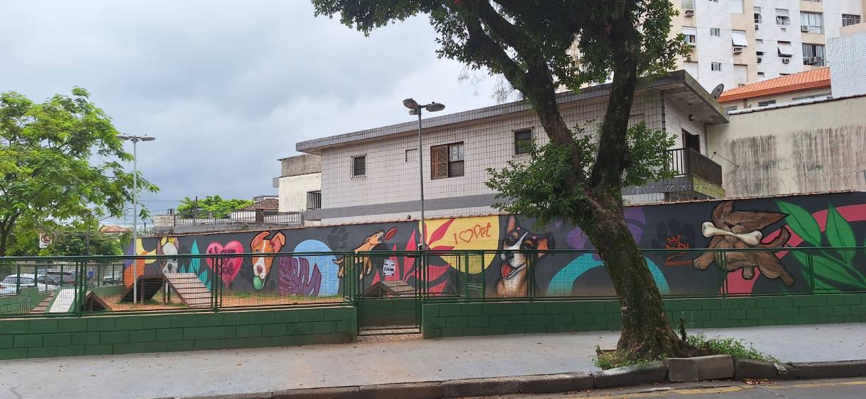 O lugar, que possui aproximadamente 350m² e fica entre as ruas Frei Vital e Liberdade, no bairro Embaré