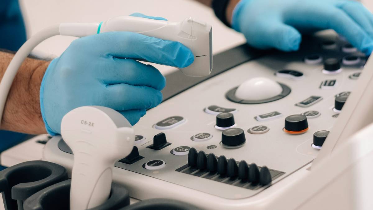 Em grande parte das capitais, as UPAs não possuem sequer os aparelhos convencionais de ultrassonografia