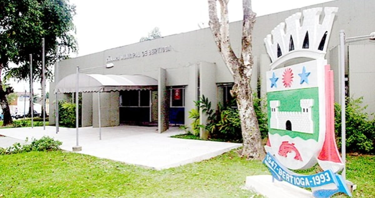 Os vereadores de Bertioga votam projetos e discutem propostas em prol da sociedade nesta terça-feira (9)