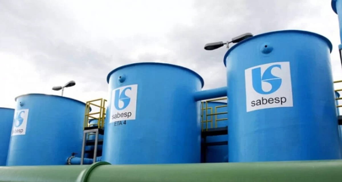 Caminhões-tanque estão disponíveis para atender emergências