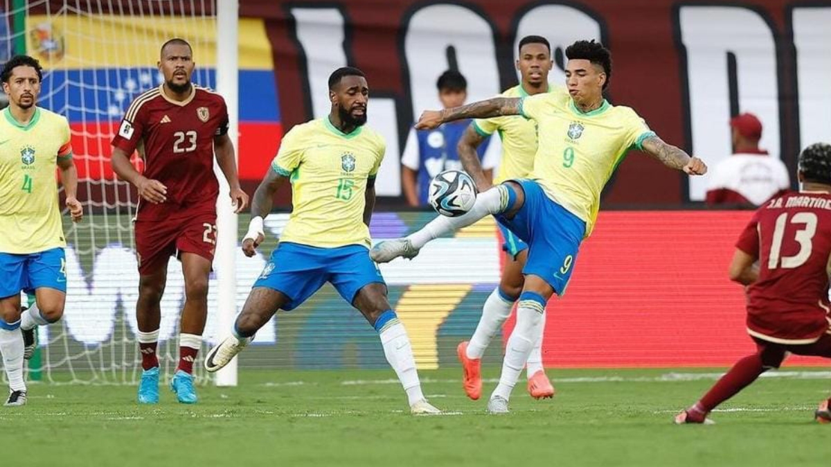 Brasil sofreu o empate no começo da segunda etapa
