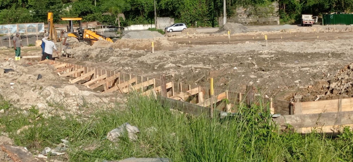 Campo de futebol fará parte do complexo esportivo do Parque Caneleira, na Zona Noroeste de Santos
