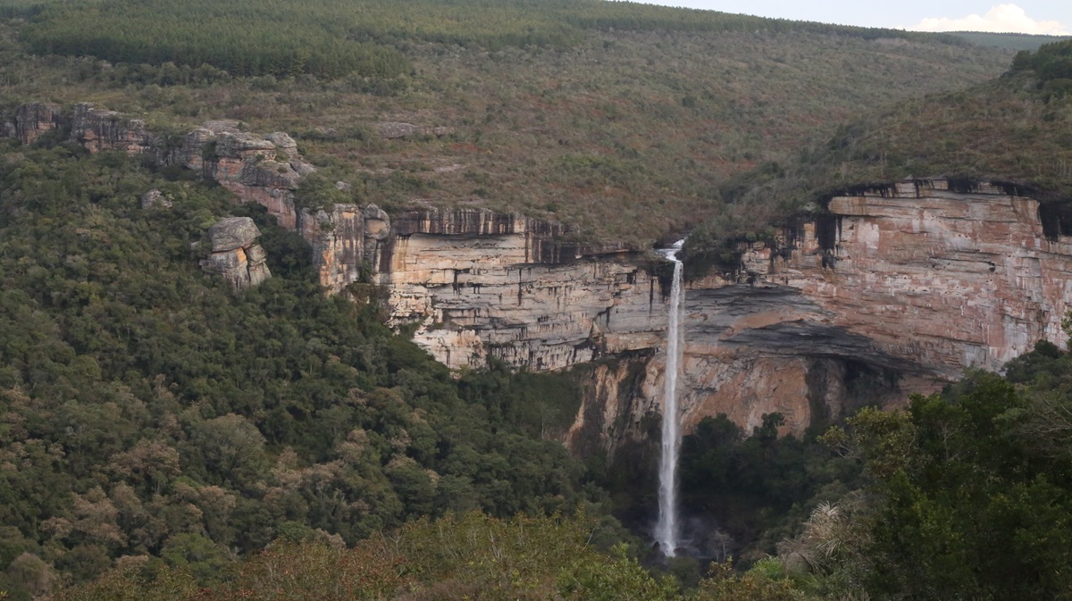 Caniôn de Jaguaricatú, em Itararé, é considerado um dos maiores do mundo