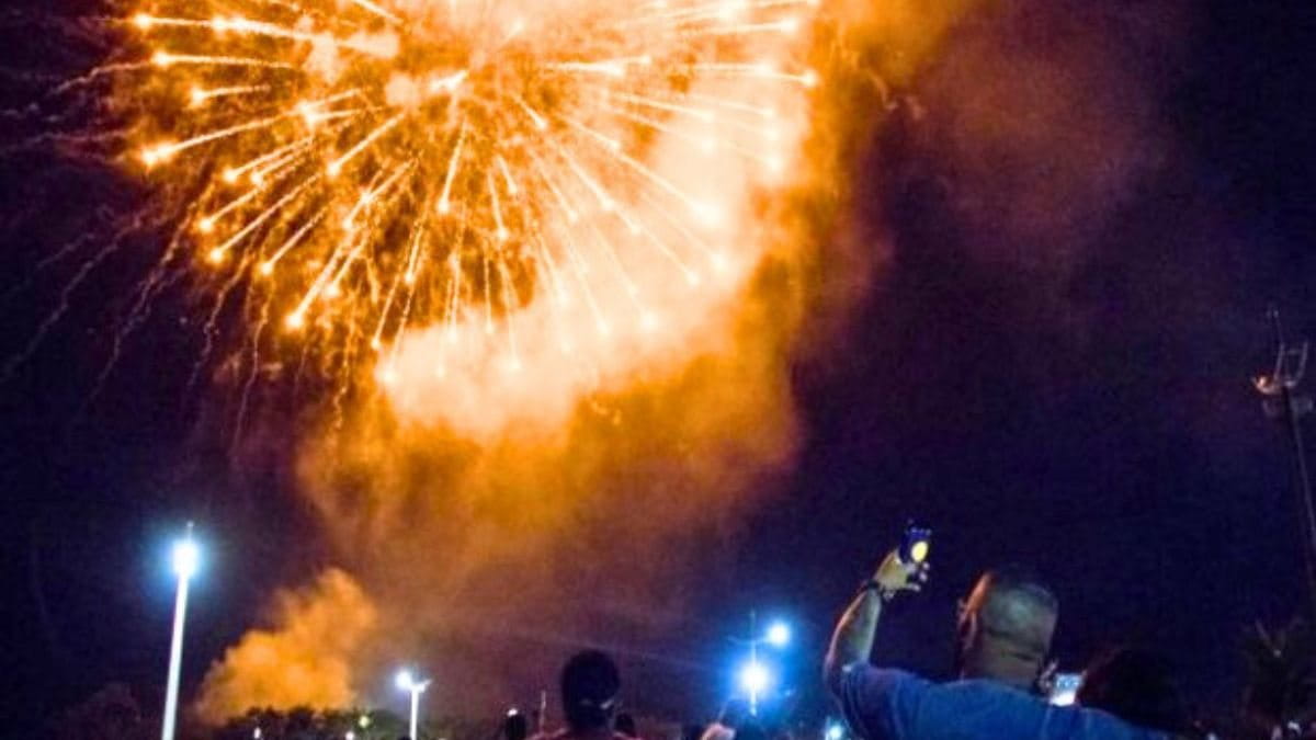 A expectativa é que a queima de fogos dure, em média, de 8 a 10 minutos