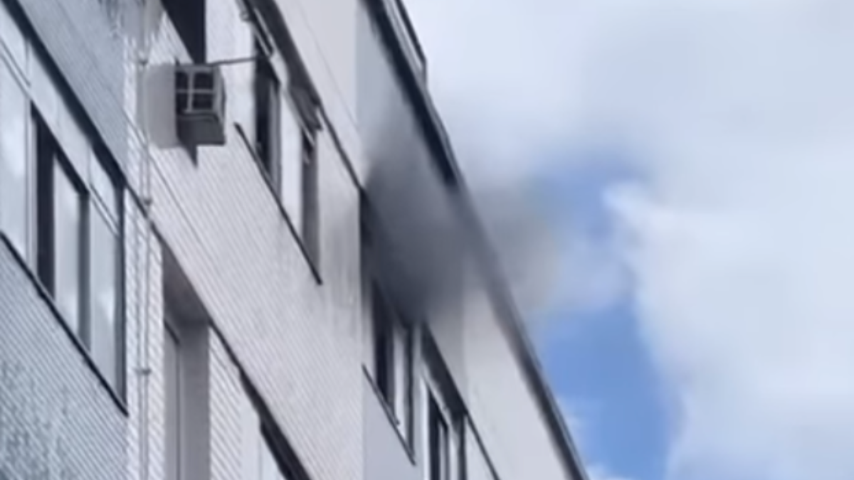 Incêndio em cômodo de apartamento em São Vicente