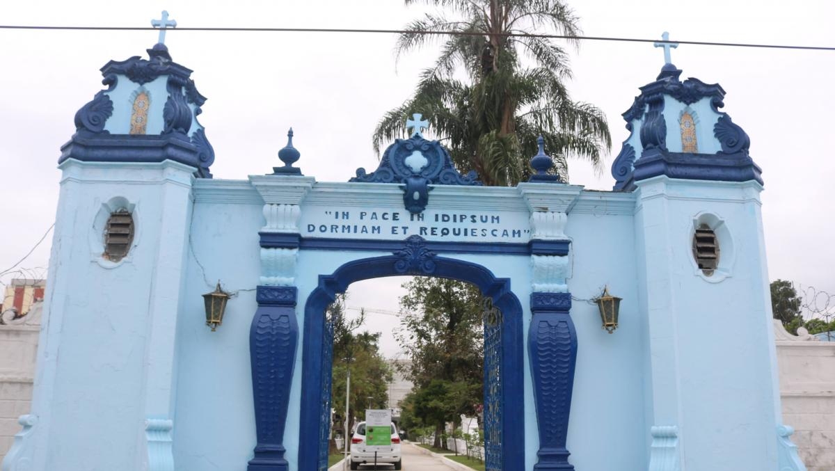 As ações de zeladoria também contaram com poda de árvores, drenagem e serviços de pintura em geral.