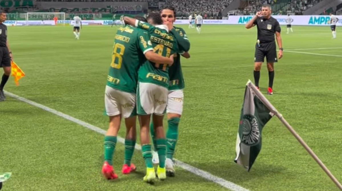 Gol foi marcado pelo jovem Estevão