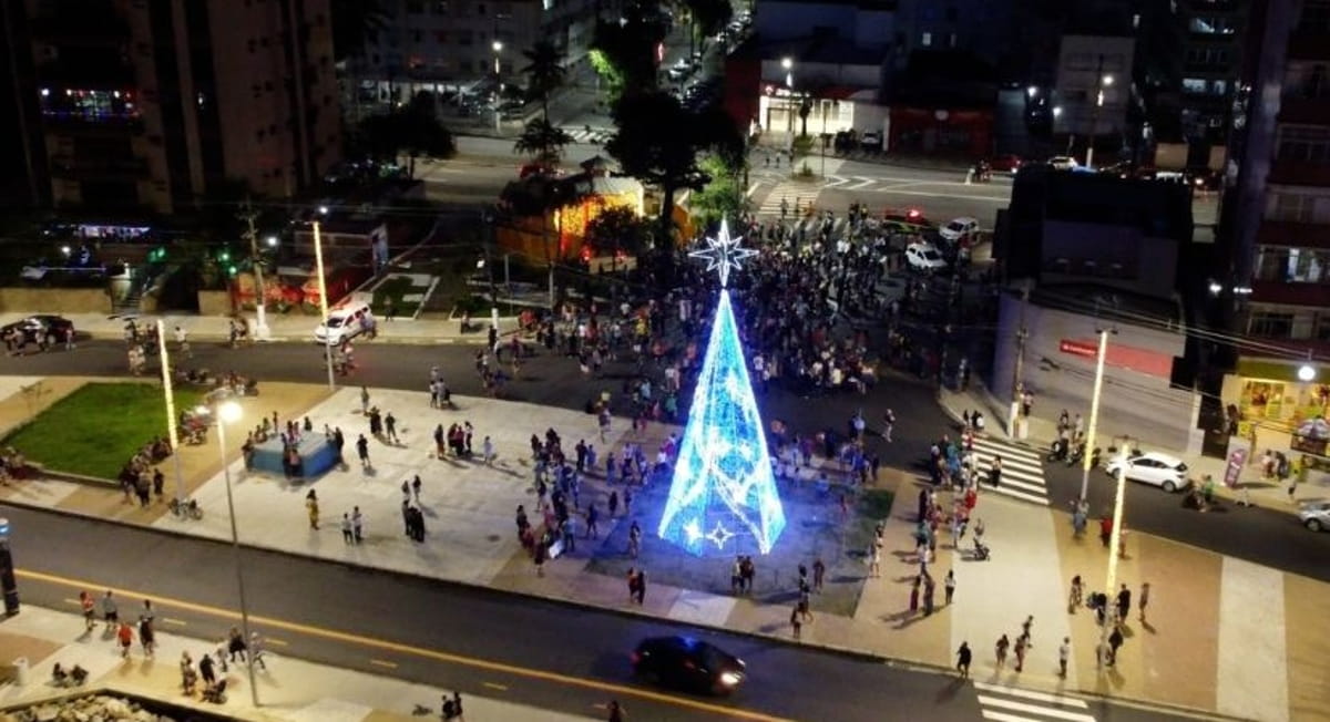 O casal chega às 19h na antiga Estação elevada da Sabesp, que fica no Largo Tomé de Souza