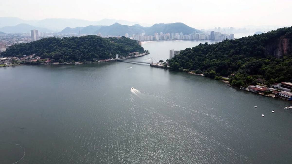 E as famílias que hoje habitam a Vila dos Criadores seriam transferidas para um conjunto habitacional