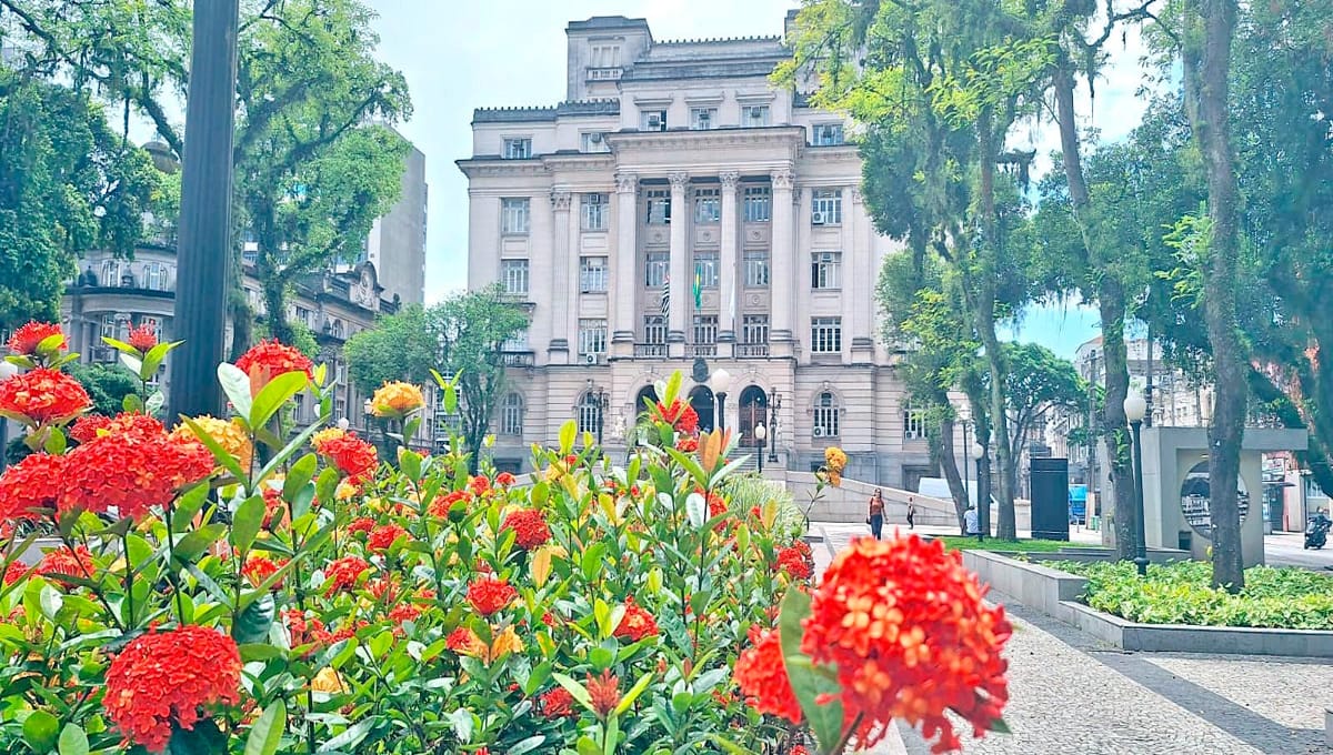 Discussões na Câmara de Vereadores, pós reportagem do Diário, fizeram a Administração refletir sobre o velório social