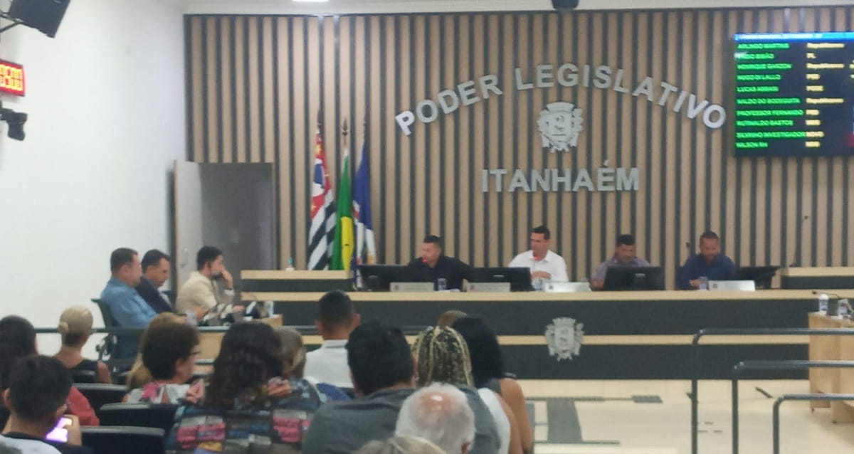 Várias entidades se manifestaram contra a verticalização, na sessão da Câmara em Itanhaém