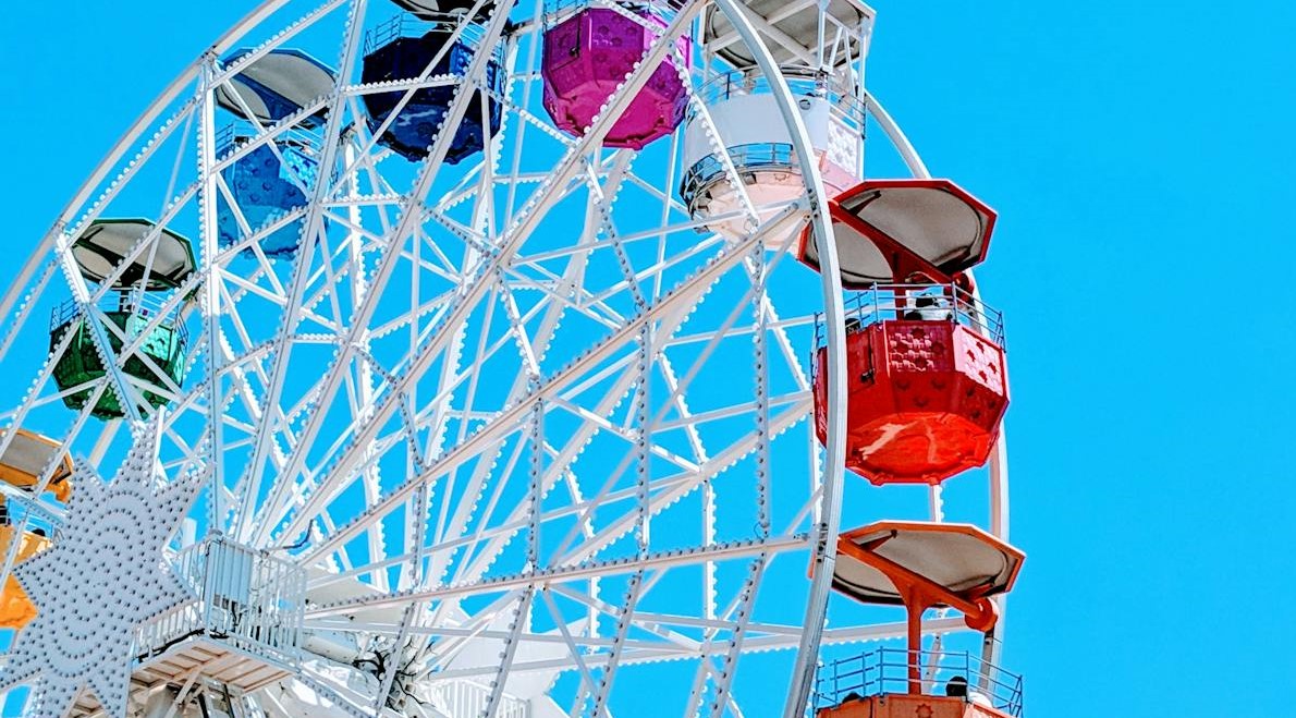 Cubatão deve ganhar uma roda-gigante e uma fonte interativa ainda nesse mês