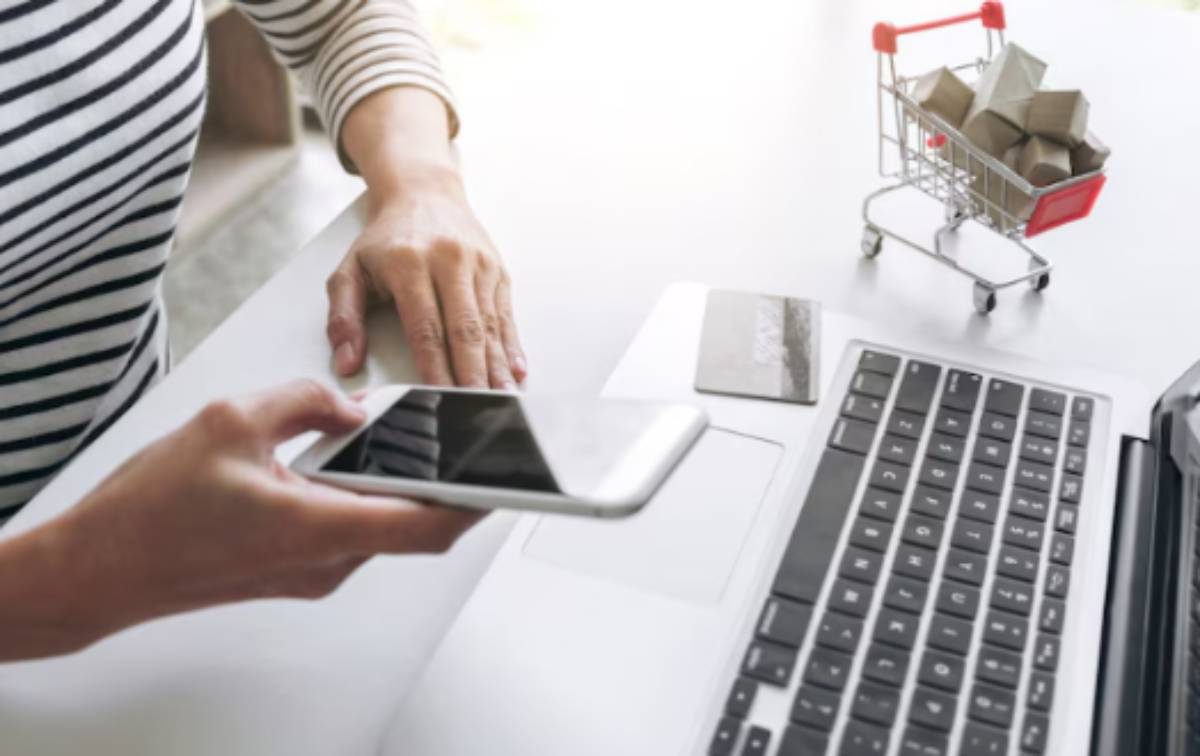 Segundo o site E-commerce Brasil, em 2023, 80 mil pessoas foram vítimas de golpes online no Brasil