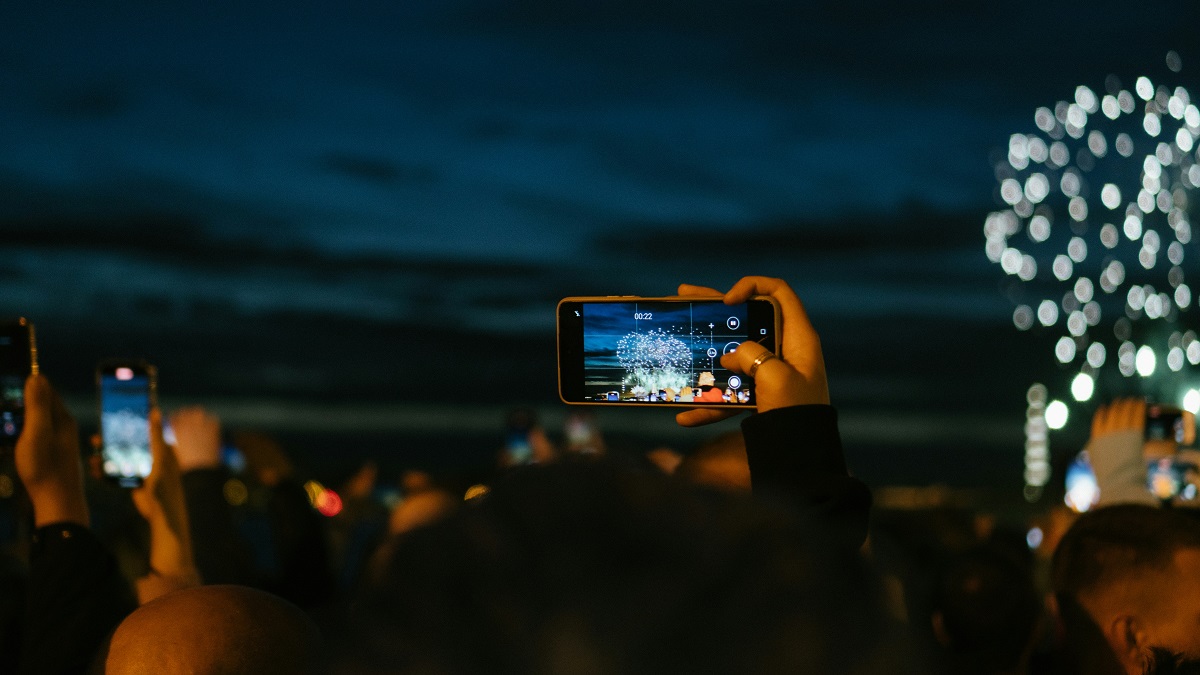 Uma das dicas é: proteja seus dispositivos móveis