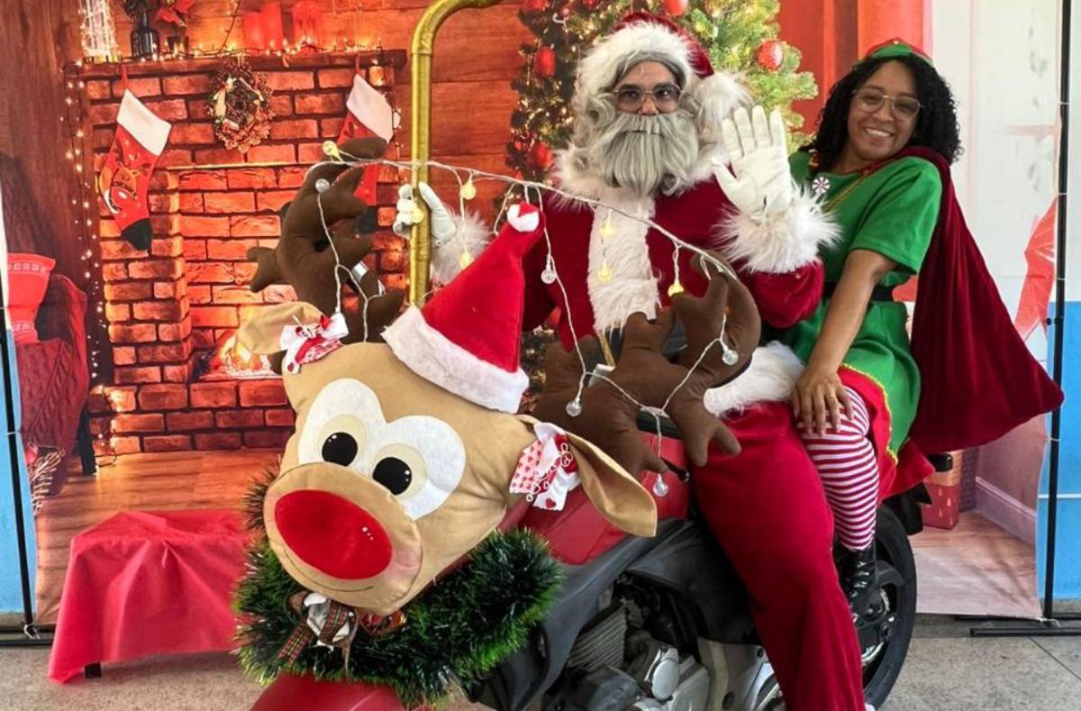 A moto roubada é uma Honda CB, placa EKA 7C29