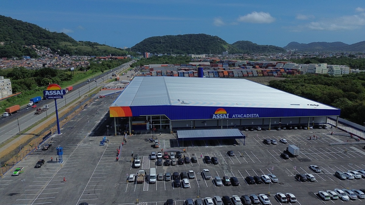 Nova unidade tem 6,2 mil m² de área de loja e 11,9 mil m² de área construída