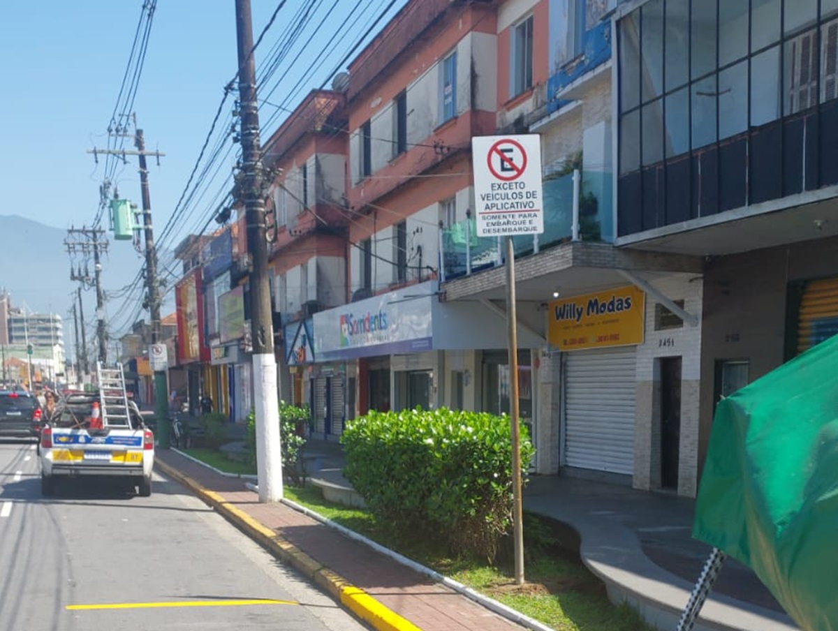 Pontos de parada foram instalados na região central de Cubatão