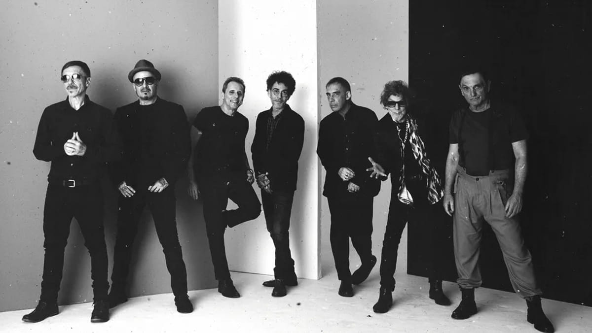 Titãs é uma banda de rock formada em São Paulo, em 1982