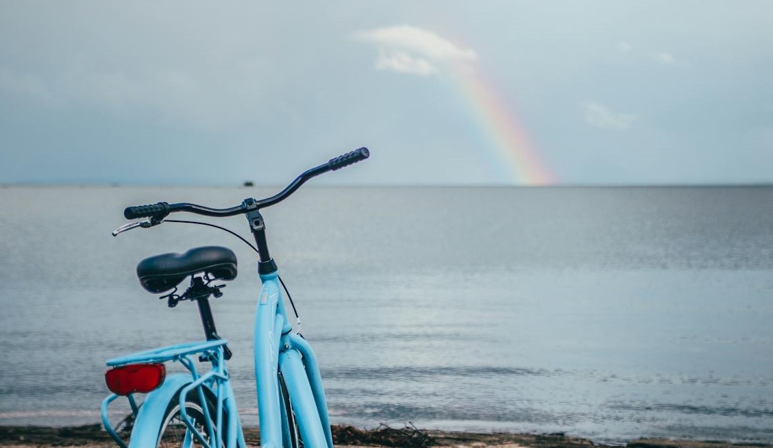 Depois do calorão no final de semana, tempo muda no litoral de SP