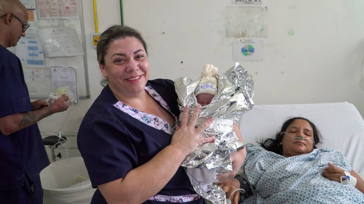 O bebê Paulo nasceu sem comorbidades aparentes e com aproximadamente 2,5 quilos