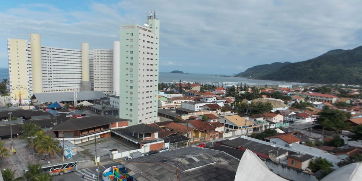 Além de linda, arejada e única, a cidade é rica em Unidades de Conservação e preserva muito do pouco que resta da Mata Atlântica intocada