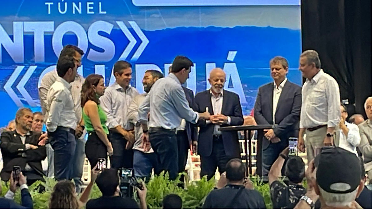 Lula revelou a criação de um Instituto Federal na cidade de Guarujá