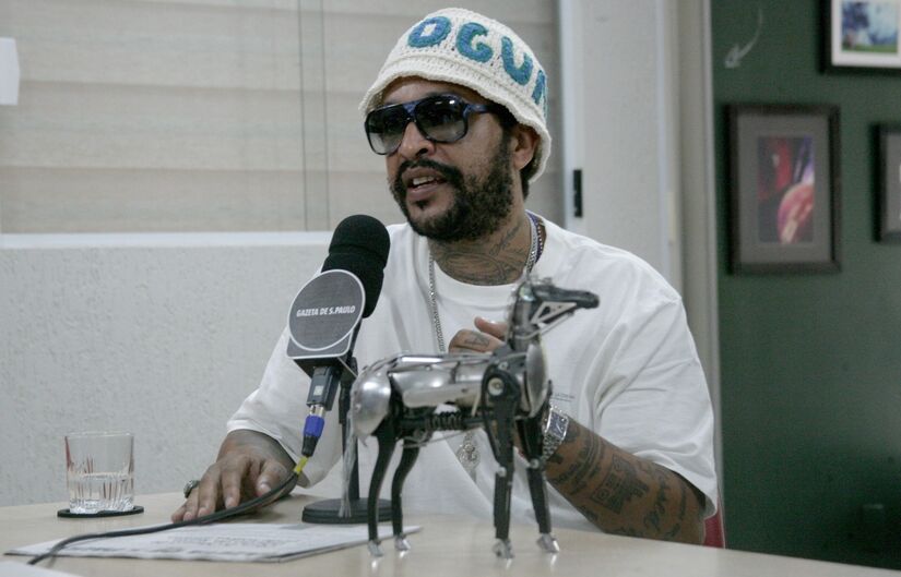 O cantor e compositor Max B.O.