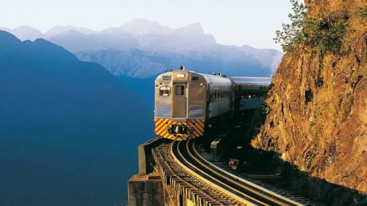 Passeio pela Serra do Mar Paranaense ficou em 14&ordm; lugar em uma lista com 60 viagens ferroviárias pelo mundo