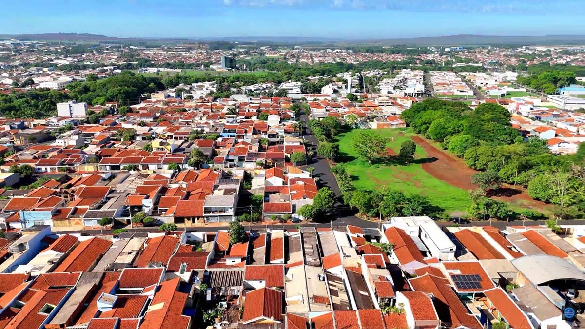 Sertãozinho é conhecida como a 'Capital do Etanol' e tem mais de 120 mil habitantes