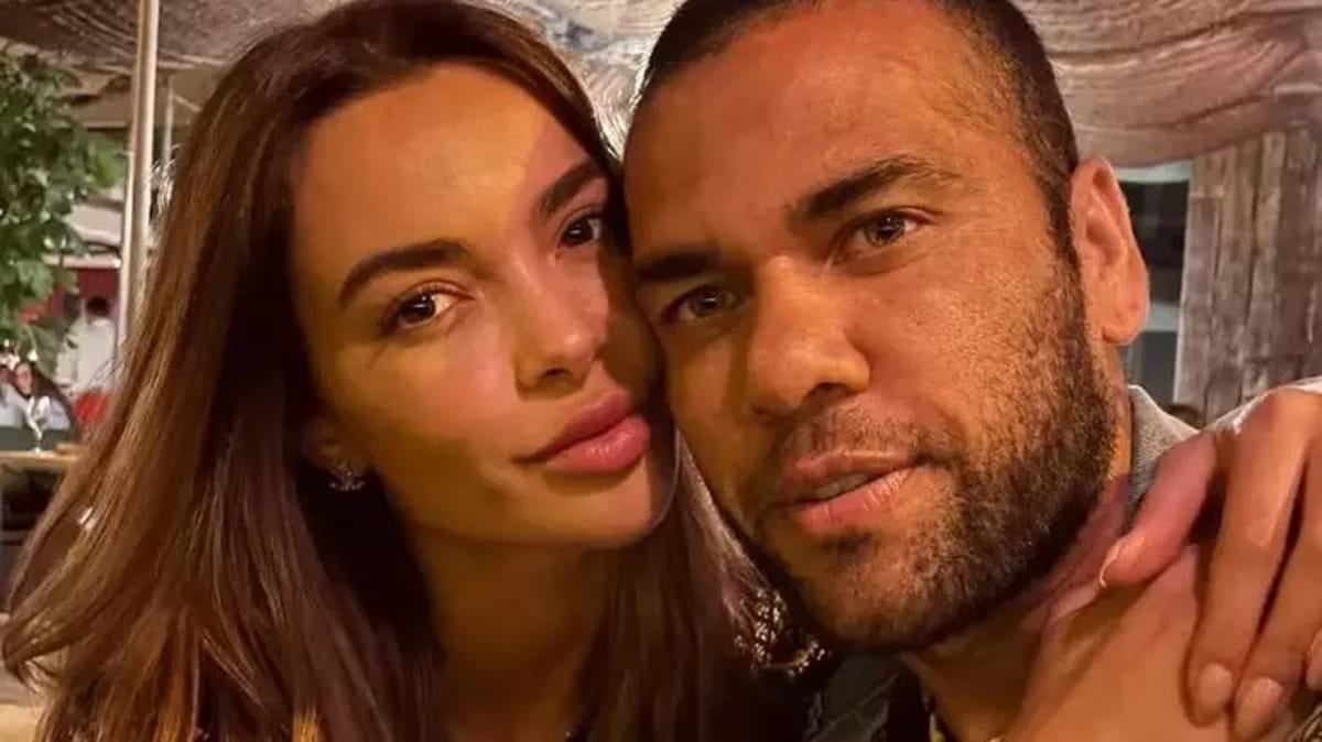 O anúncio foi feito dias apos a condenação por agressão sexual de Alves ser anulada pela Justiça da Espanha