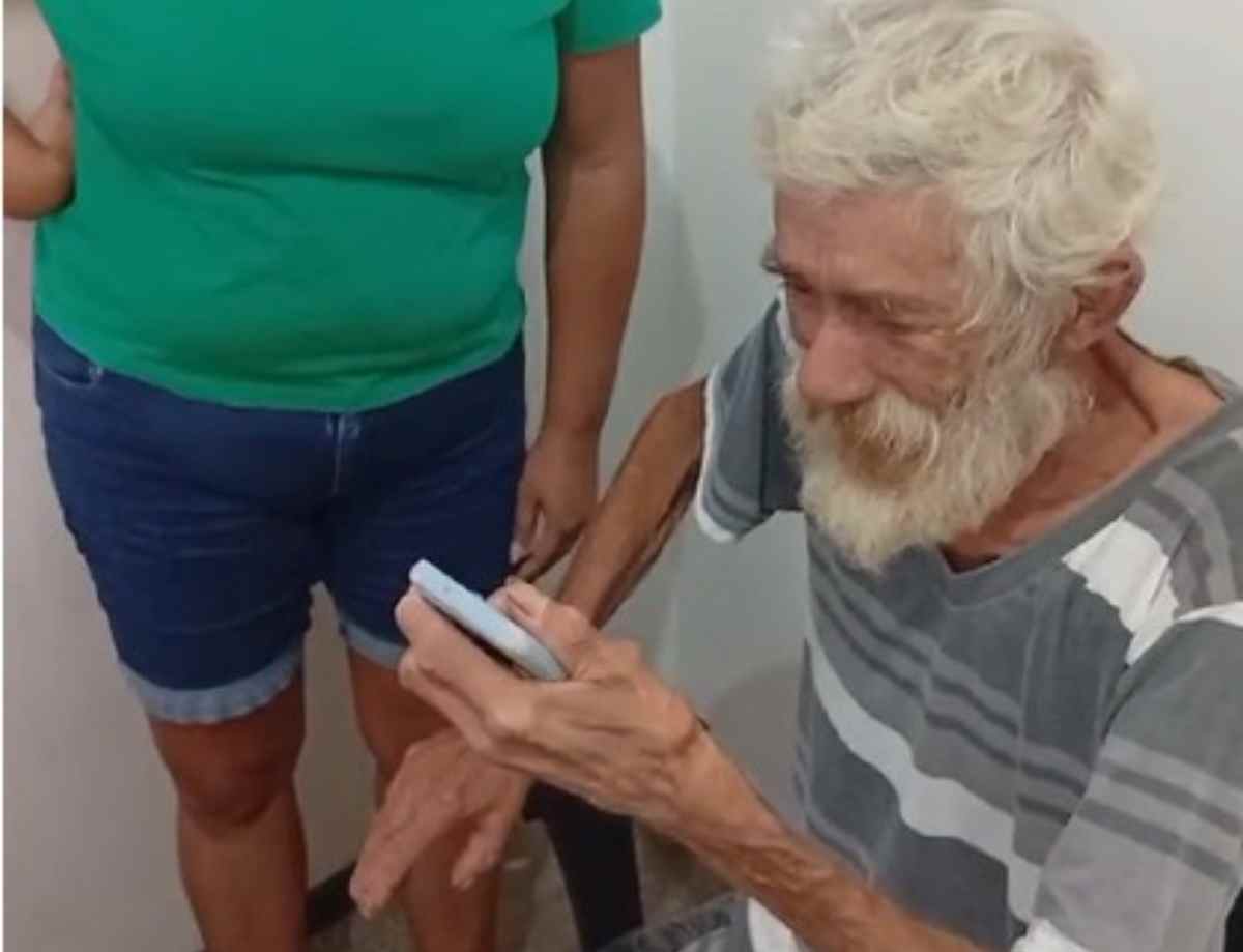 Movida pelo compromisso de fortalecer laços familiares, Rúbia iniciou uma busca pela internet