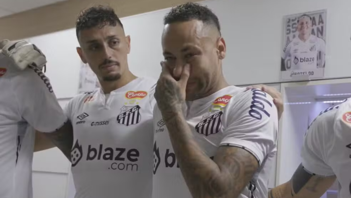 Neymar lamentou não ter se recuperado a tempo de jogar