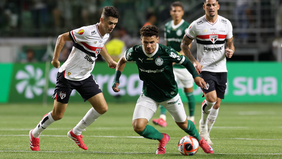 O único gol da partida saiu aos 42 minutos do primeiro tempo