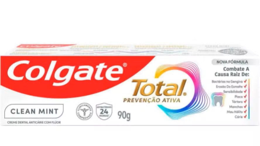 A linha de produtos Colgate Total Clean Mint substituiu a linha Total 12 da marca