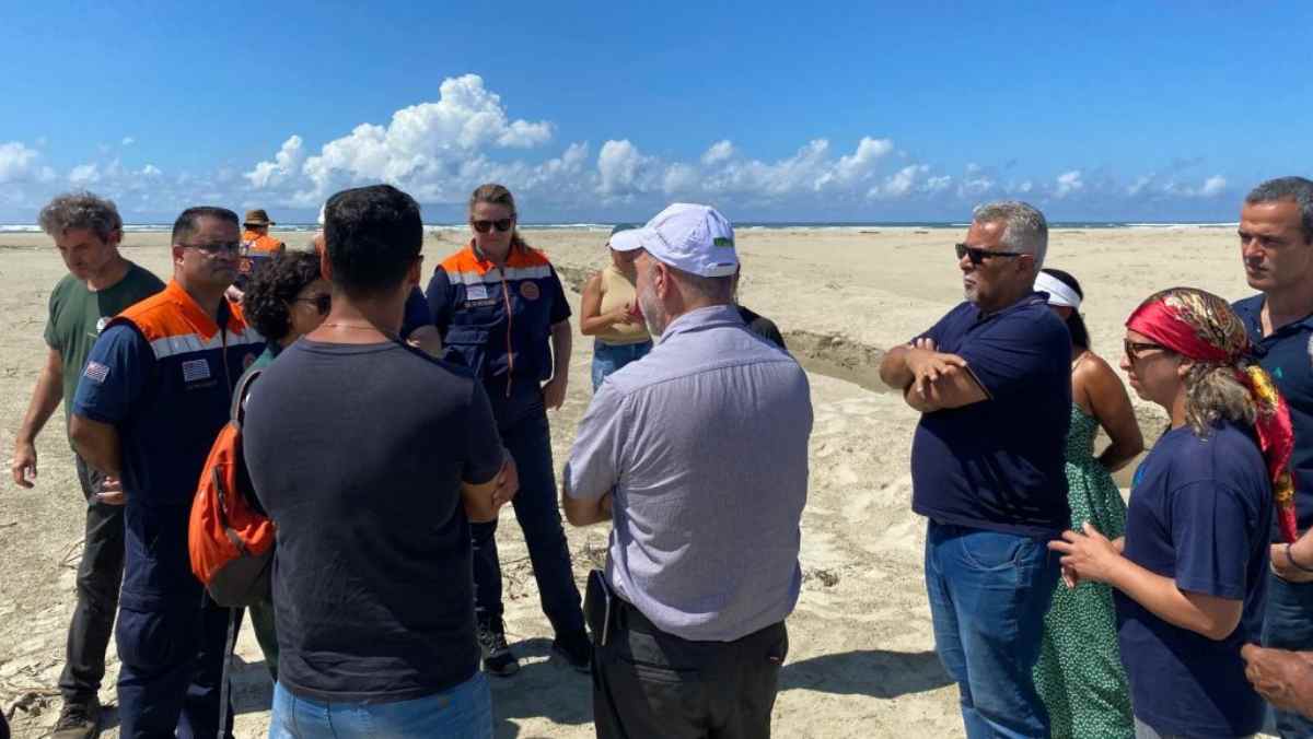 A erosão costeira é um fenômeno natural e é responsável pelo avanço