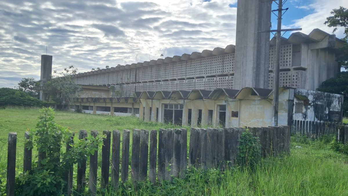 Quando inaugurado, possuía 48 apartamentos - todos com vista para o mar