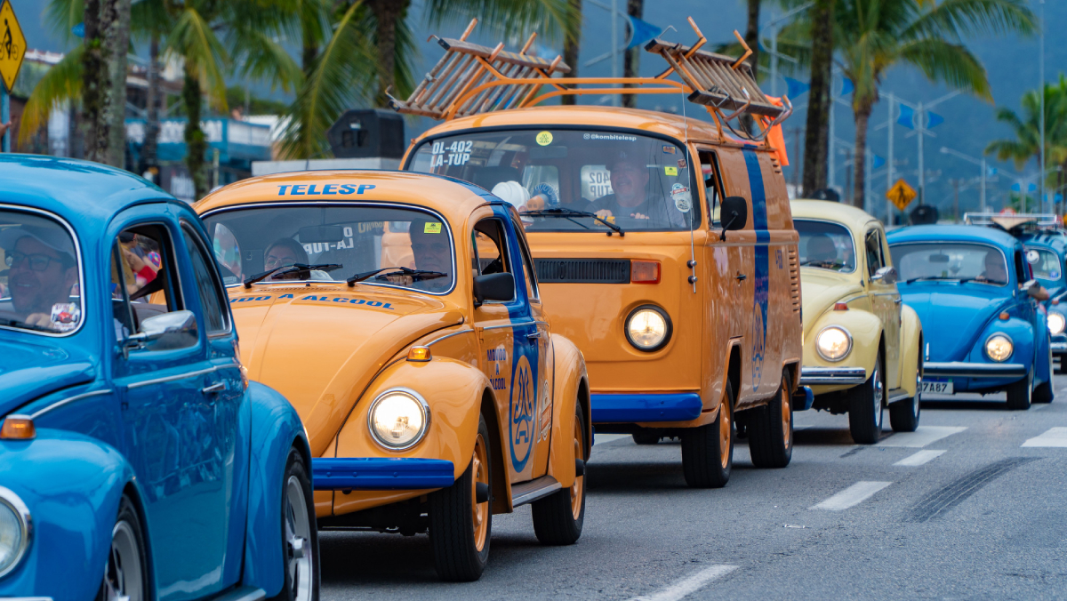 Os organizadores incentivam a doação de alimentos não perecíveis