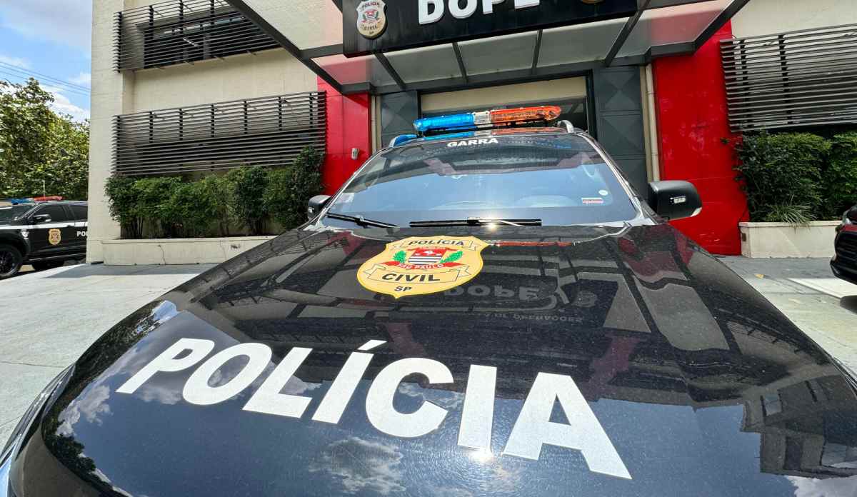 Cinco homens e uma mulher que participaram da ação foram detidos, segundo a polícia